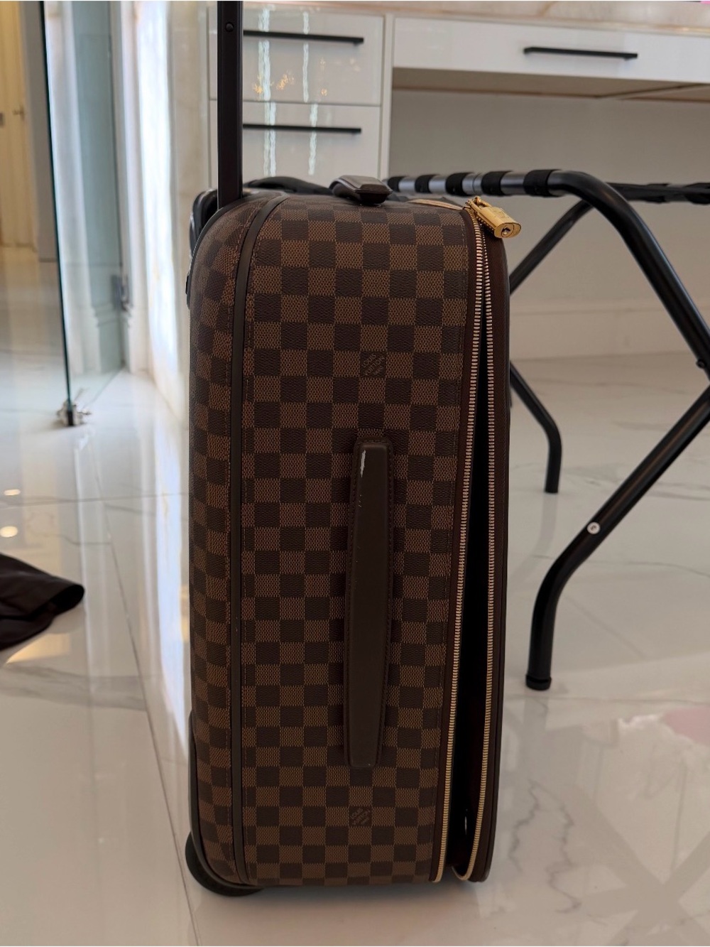 Louis Vuitton Brown Checkered Rolling Carry-On with Gold Hardware - Picture 2 of 9